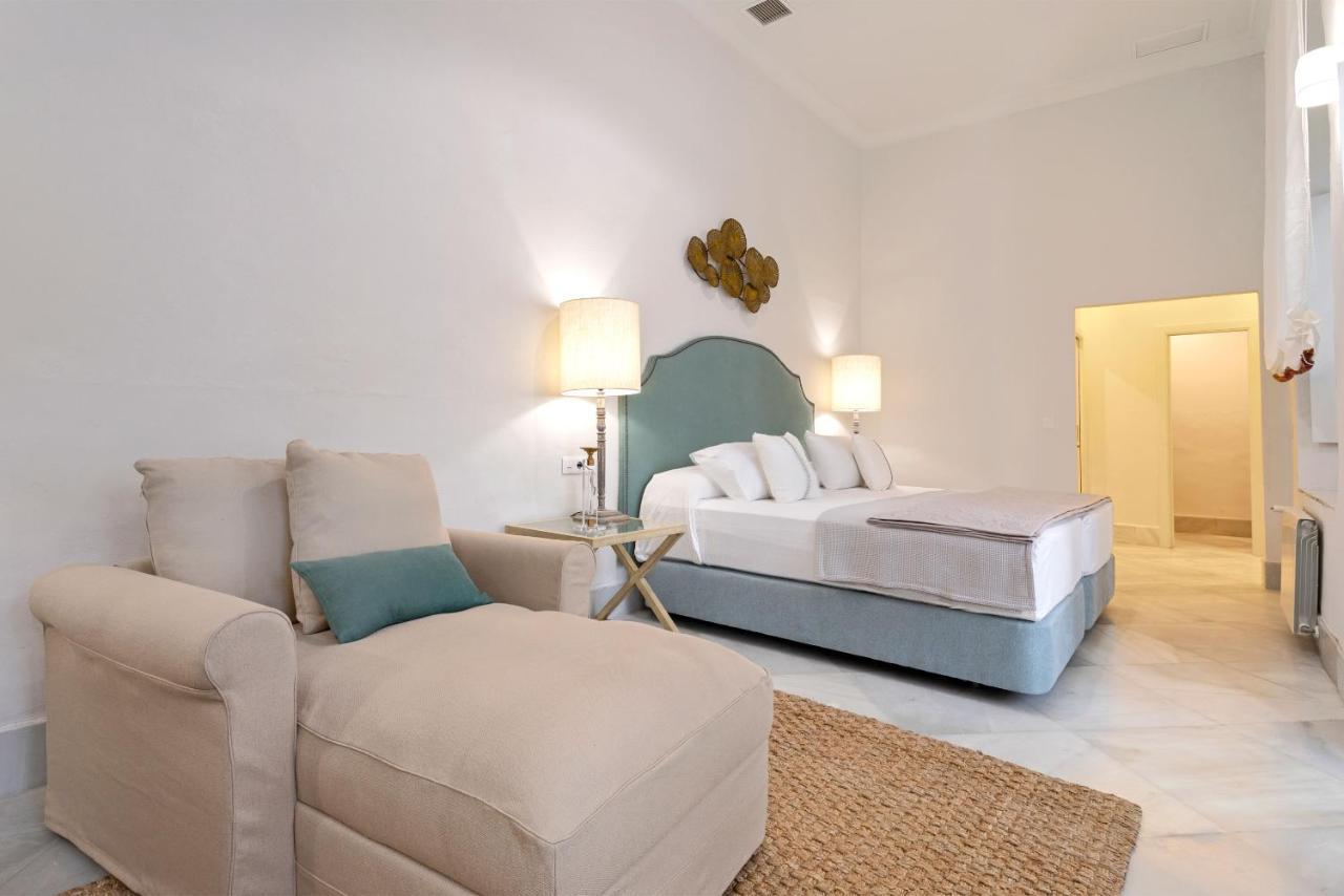 Genteel Palacio Abades Holiday home Seville