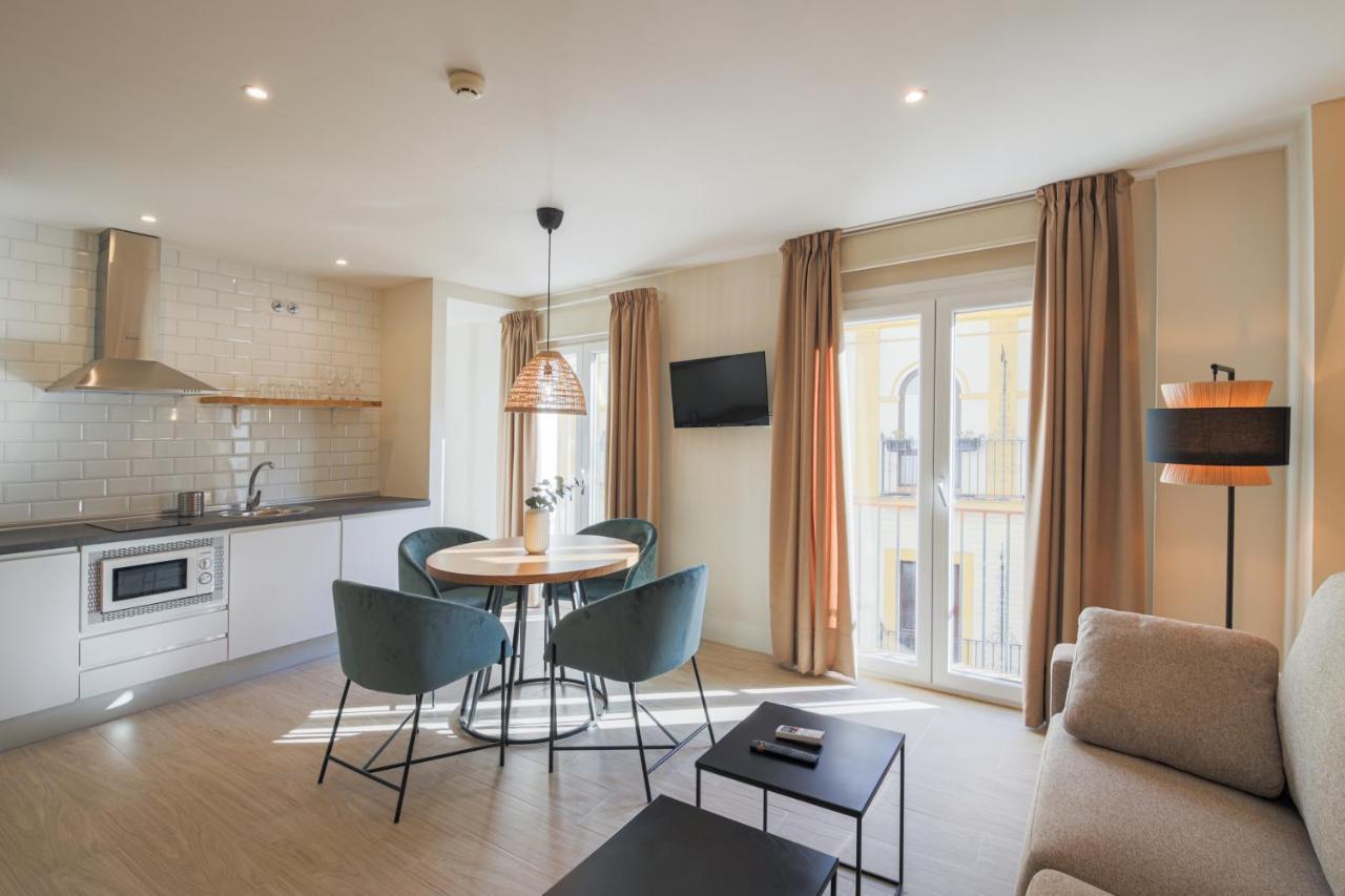 Magna Aparthotel 2*