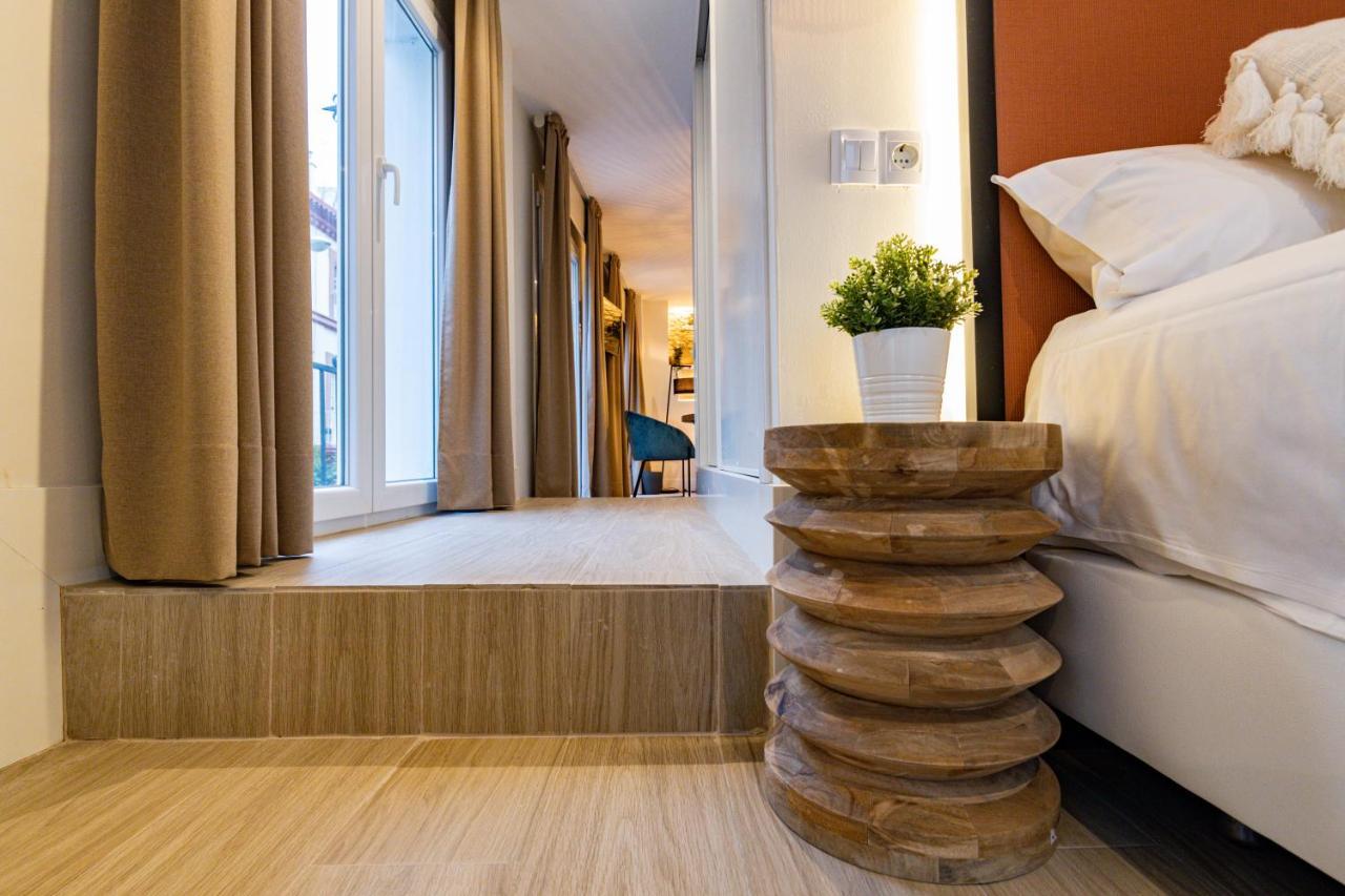 Magna Aparthotel Seville