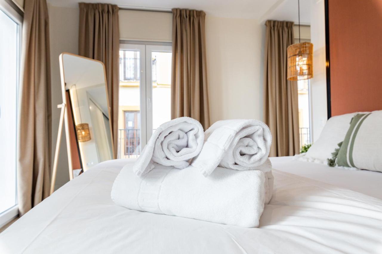 Magna Aparthotel Seville