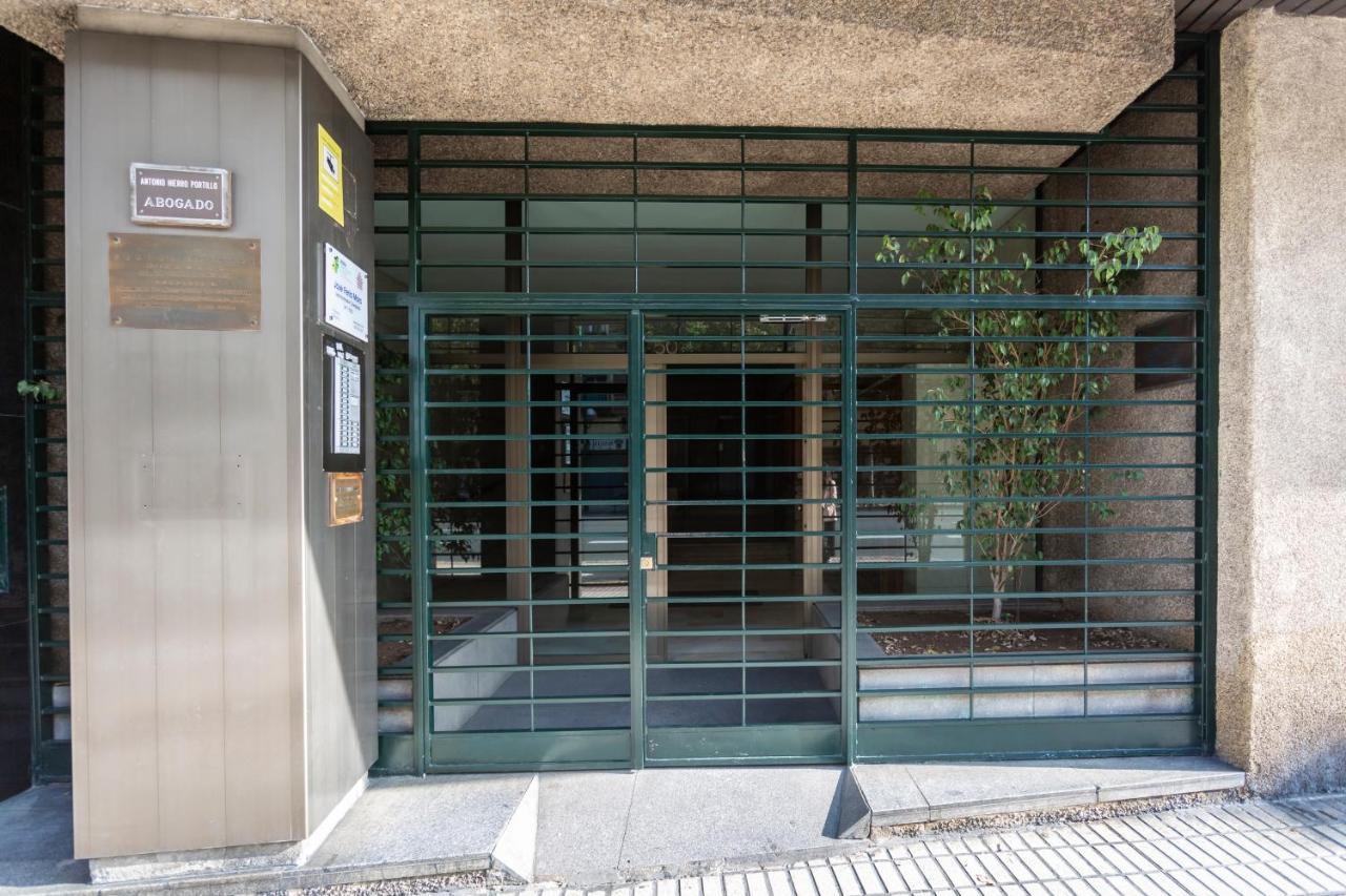 Menendez Pelayo Urban Apartment *