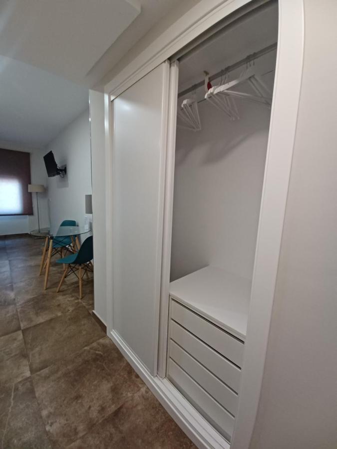 Acogedor Junto A Calle Betis, Triana-los Remedios Apartment *