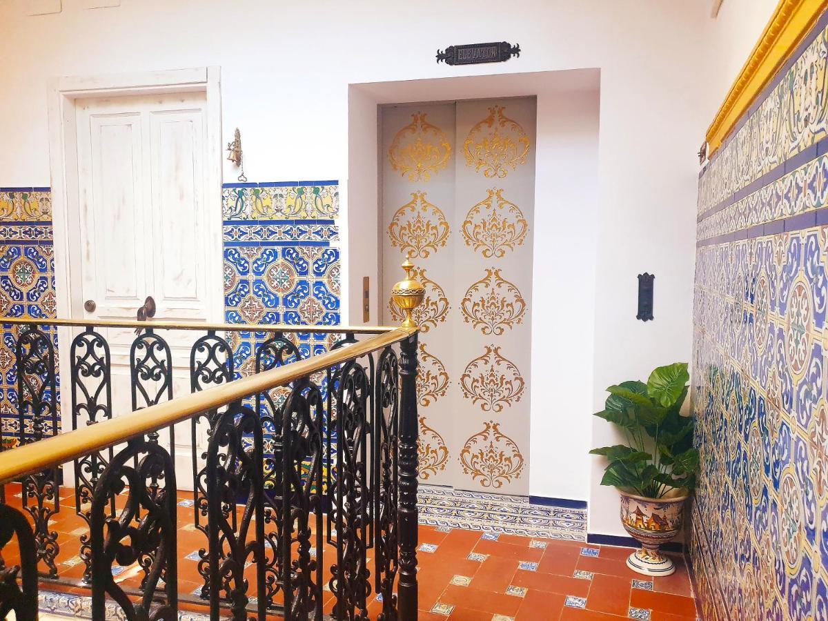 Palace House Hercules * Seville