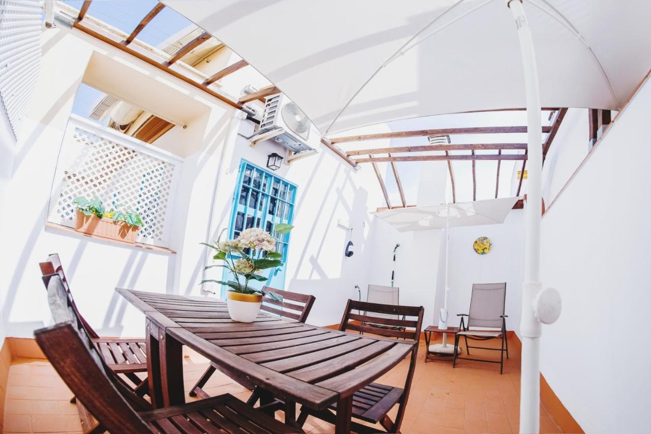 Palacio De Duenas Private Terrace