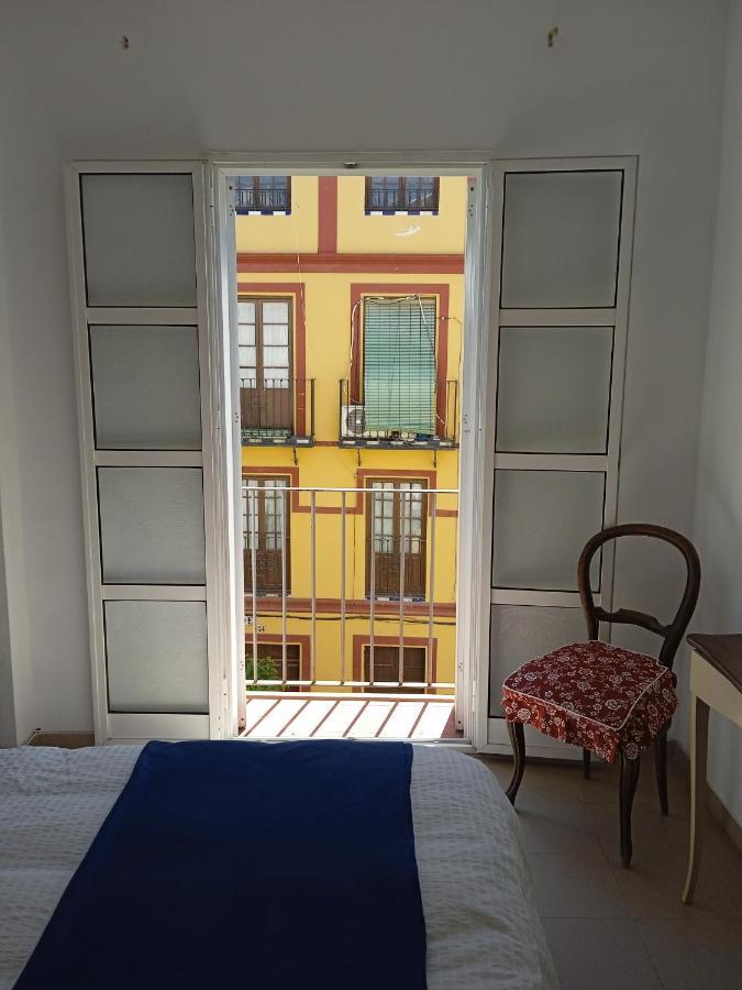 Casco Antiguo Exterior Unico En Segunda Planta En Un Edificio De De Dos Plantas * Seville