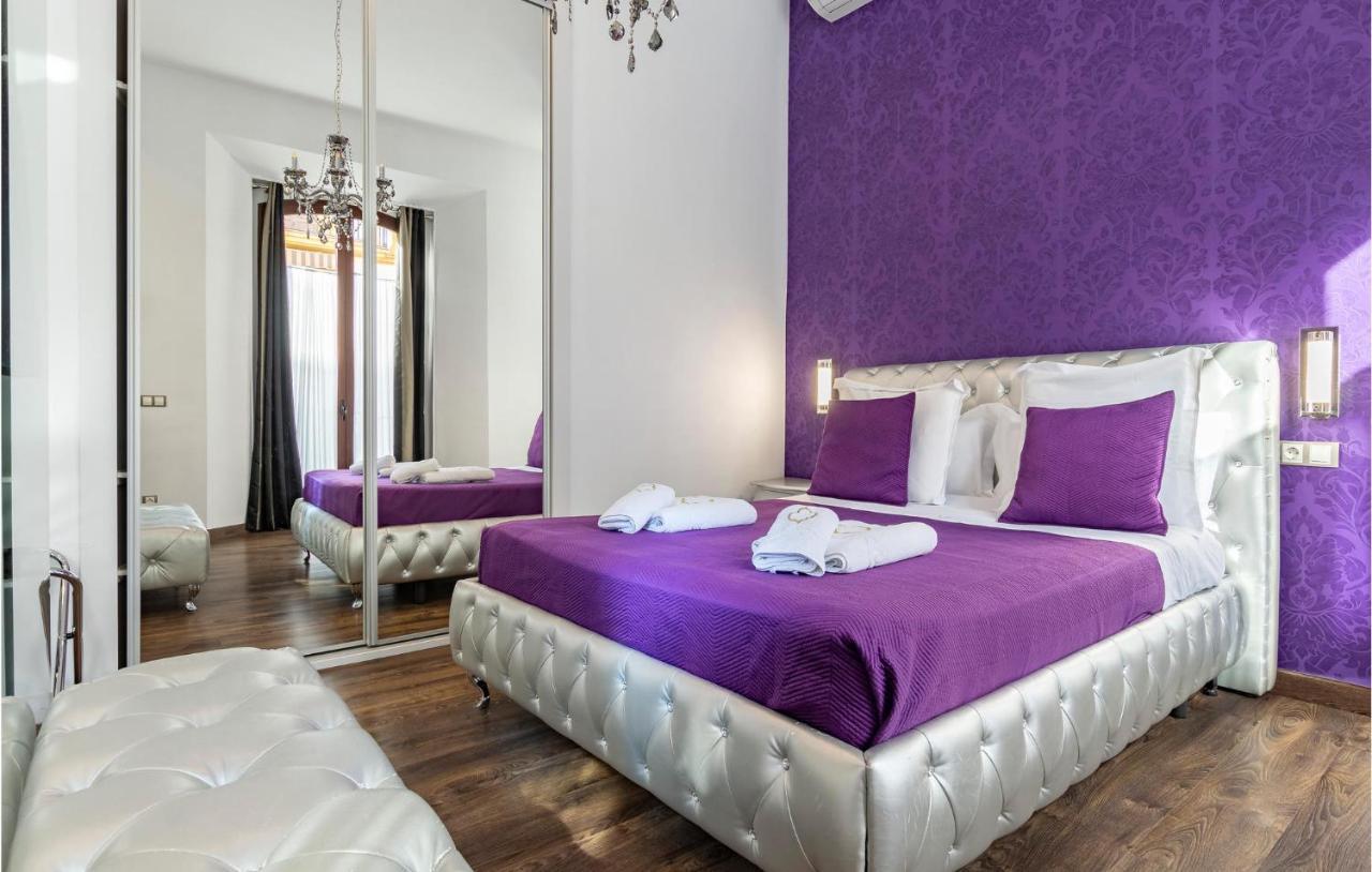 Apartment Amazing In With Wifi Seville