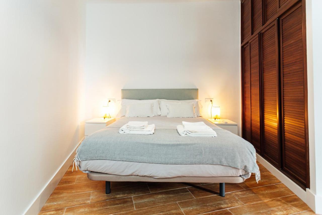 Alohamundi Peral Apartment Seville