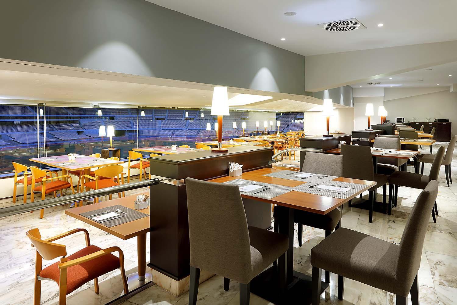 Exe Isla Cartuja Hotel Seville