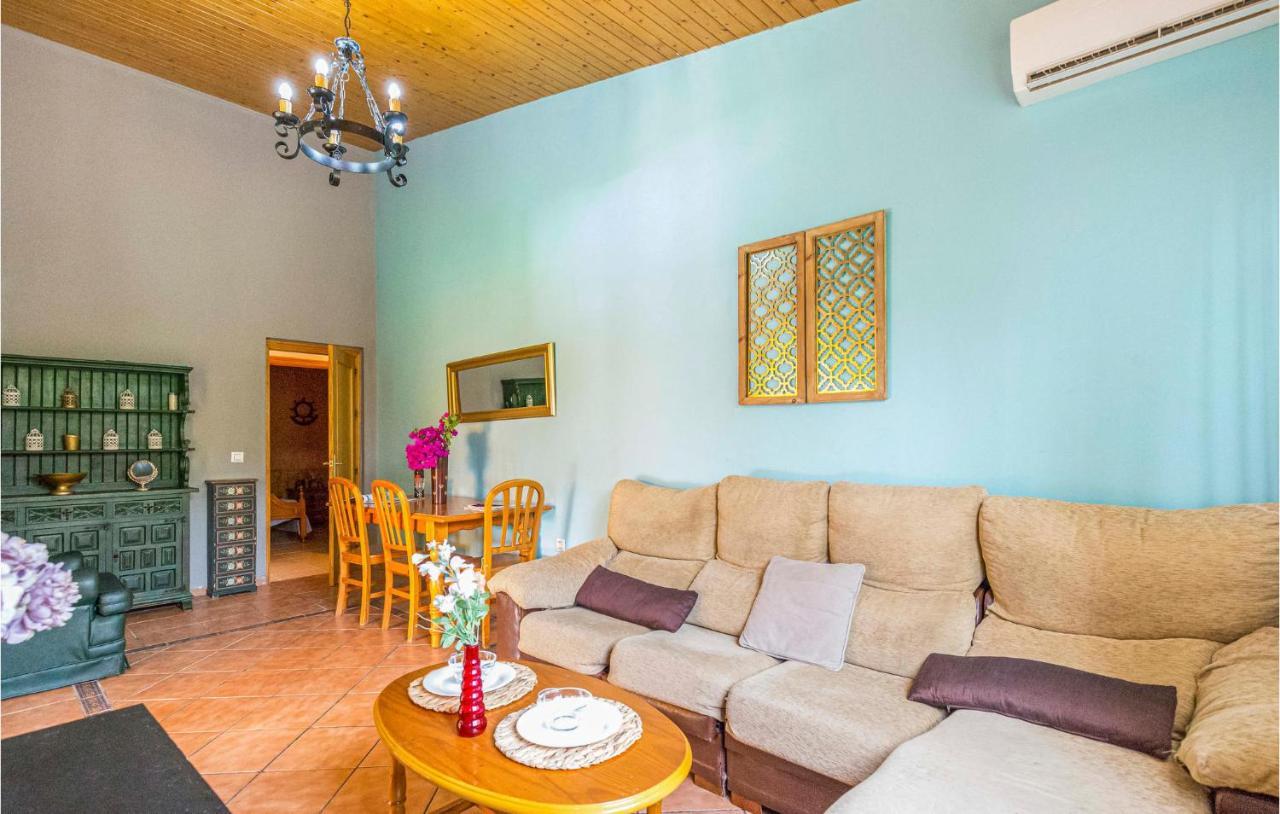 Beautiful In With 3 Bedrooms, Wifi And Swimming Pool Seville