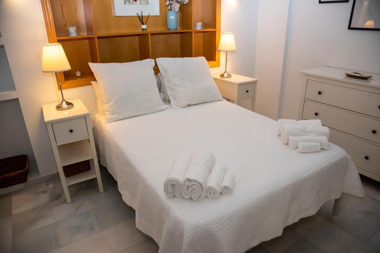 180 San Bernardo 4 * Seville