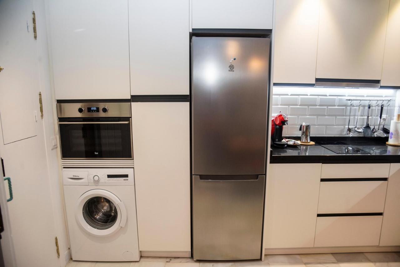 180 San Bernardo 4 * Seville