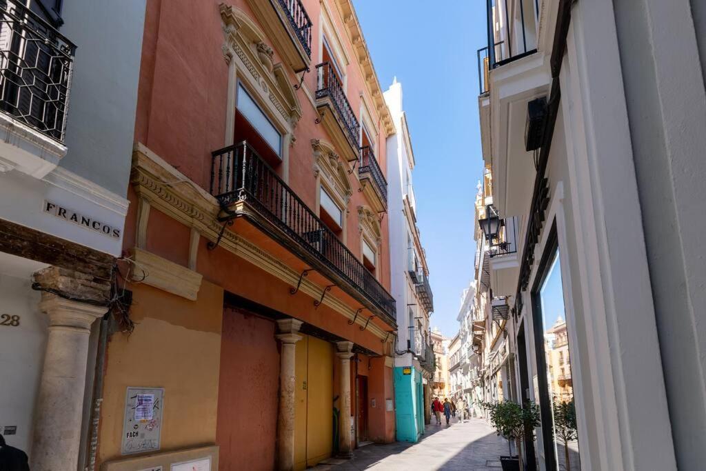 Fr26 Luxurious Apartment, 2 Minutes From Cathedral Apartment