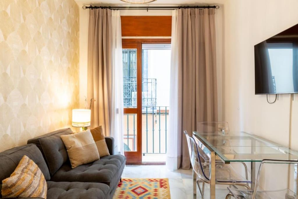 Ac Familiar Fantastica Localizacion Apartamento Sevilla