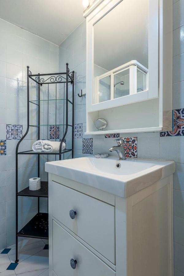Apartment Vive Encantos De En Triana Seville