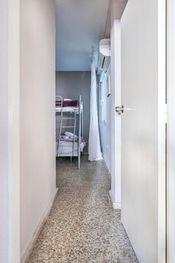 Vive Encantos De En Triana * Seville