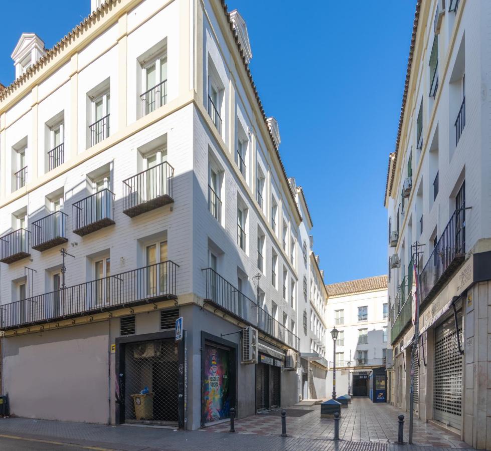 Aparthotel Magna Seville