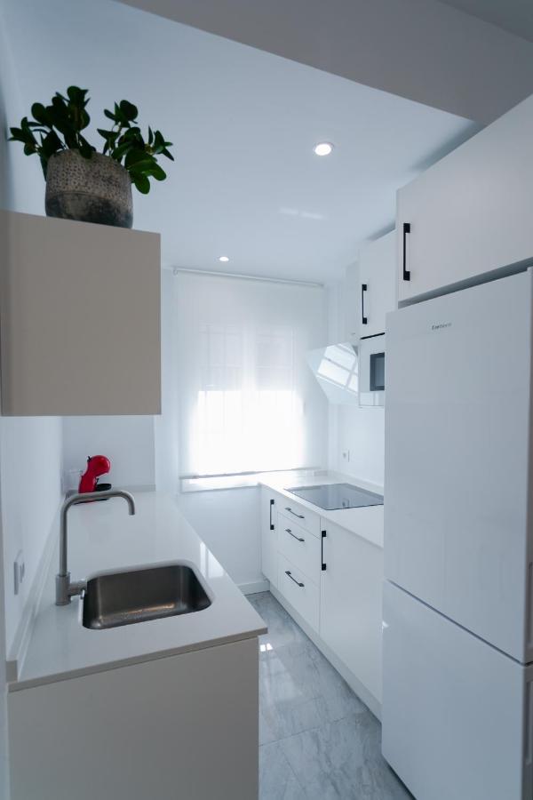 Apartment Lujoso Con Piscina Compartida 2 *