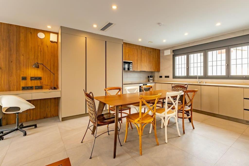 Bajeles Center Deluxe Apartment
