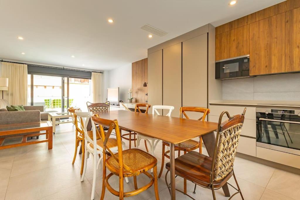 Bajeles Center Deluxe Apartment *