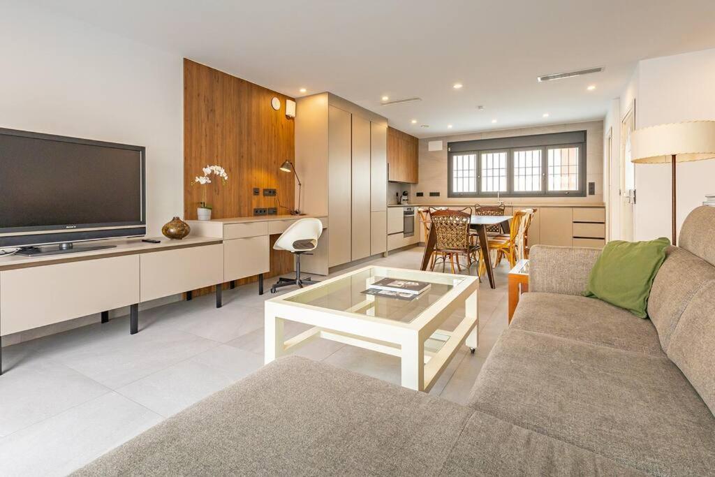 Bajeles Center Deluxe Apartment