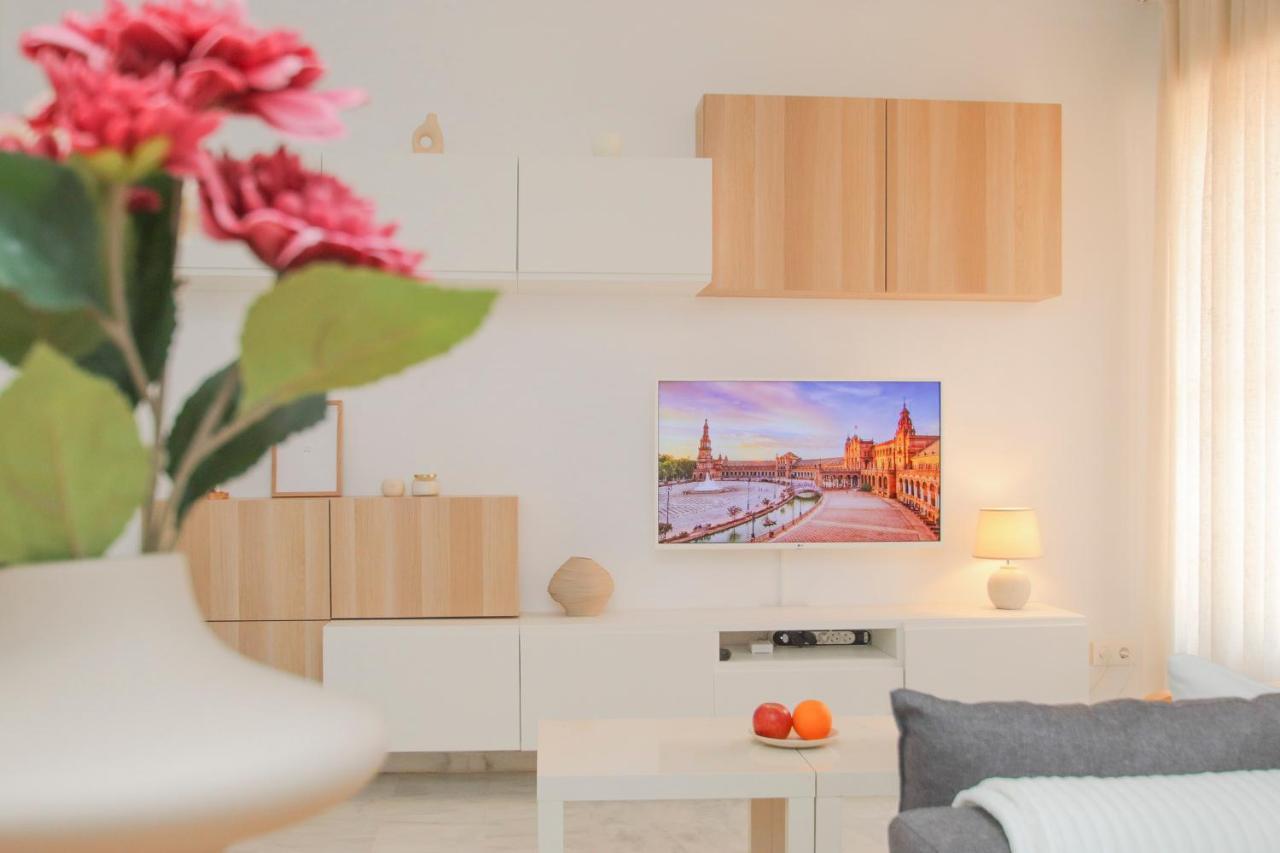 Modern - Luxe Queen Bed - Walk To Isla Magica * Seville
