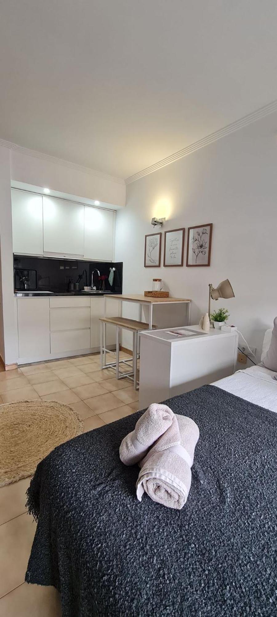 Aparthotel Centrica, Triana, Sevilla, Espana *