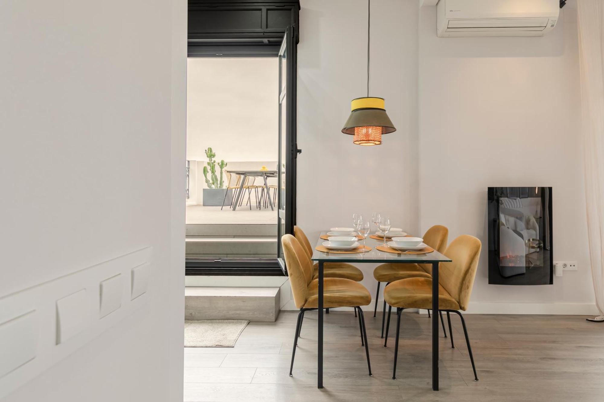 Apartment Isg Modern Atticpool At The Cathedralfree Parking