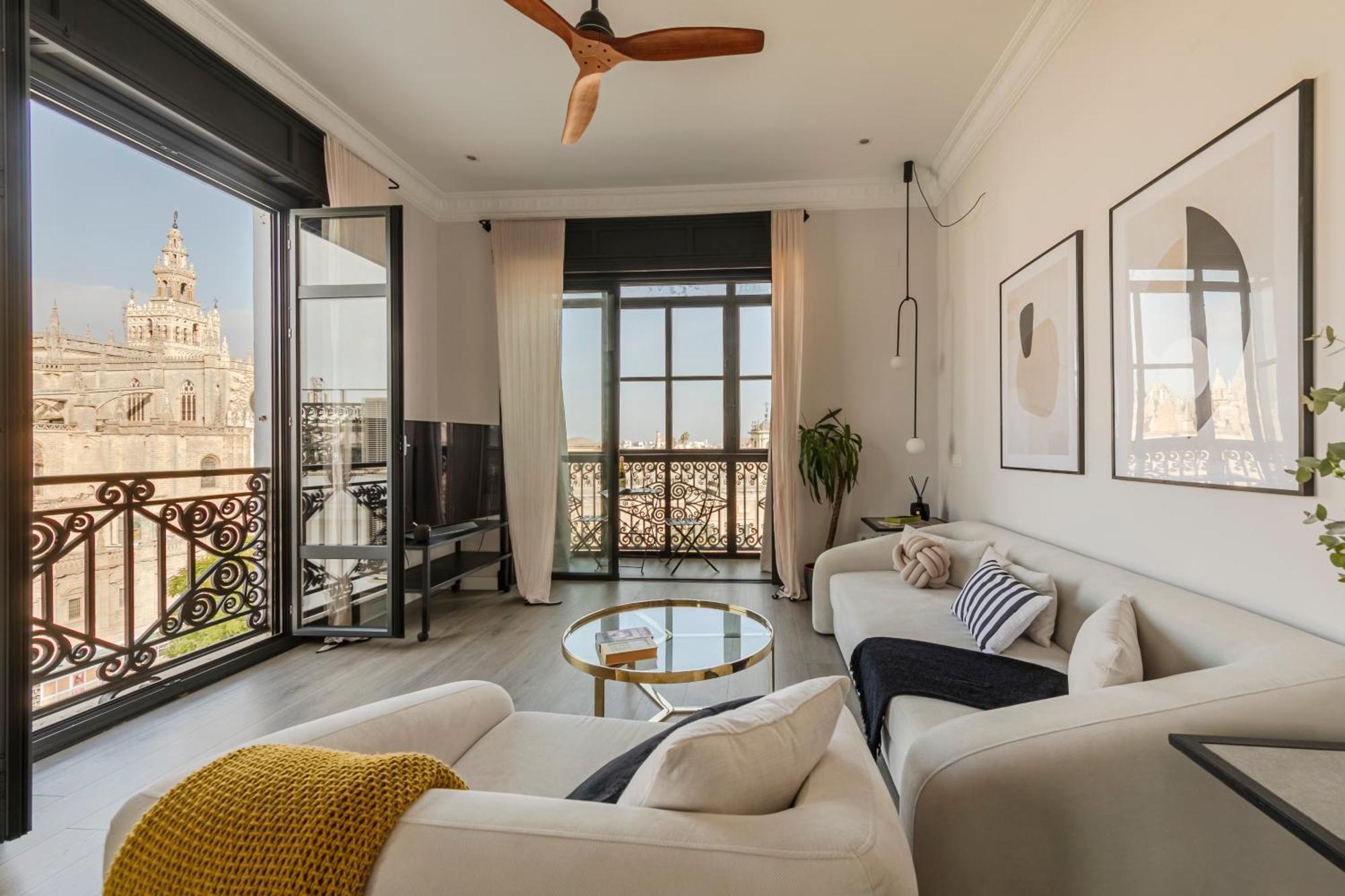 Apartment Isg Modern Atticpool At The Cathedralfree Parking *