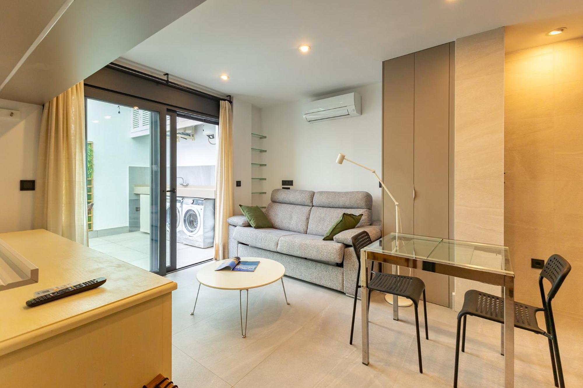 Bajeles Center Deluxe Seville