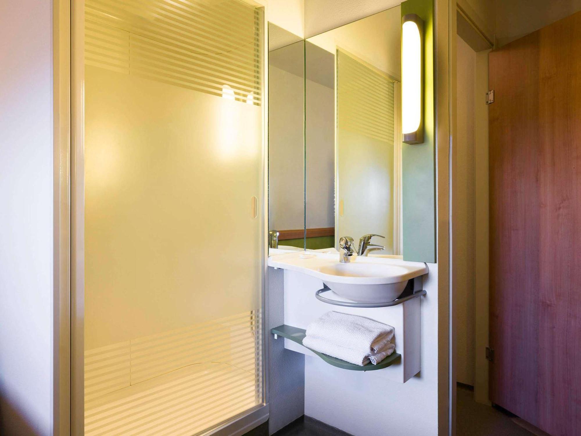 Ibis Budget Aeropuerto Guest house Seville