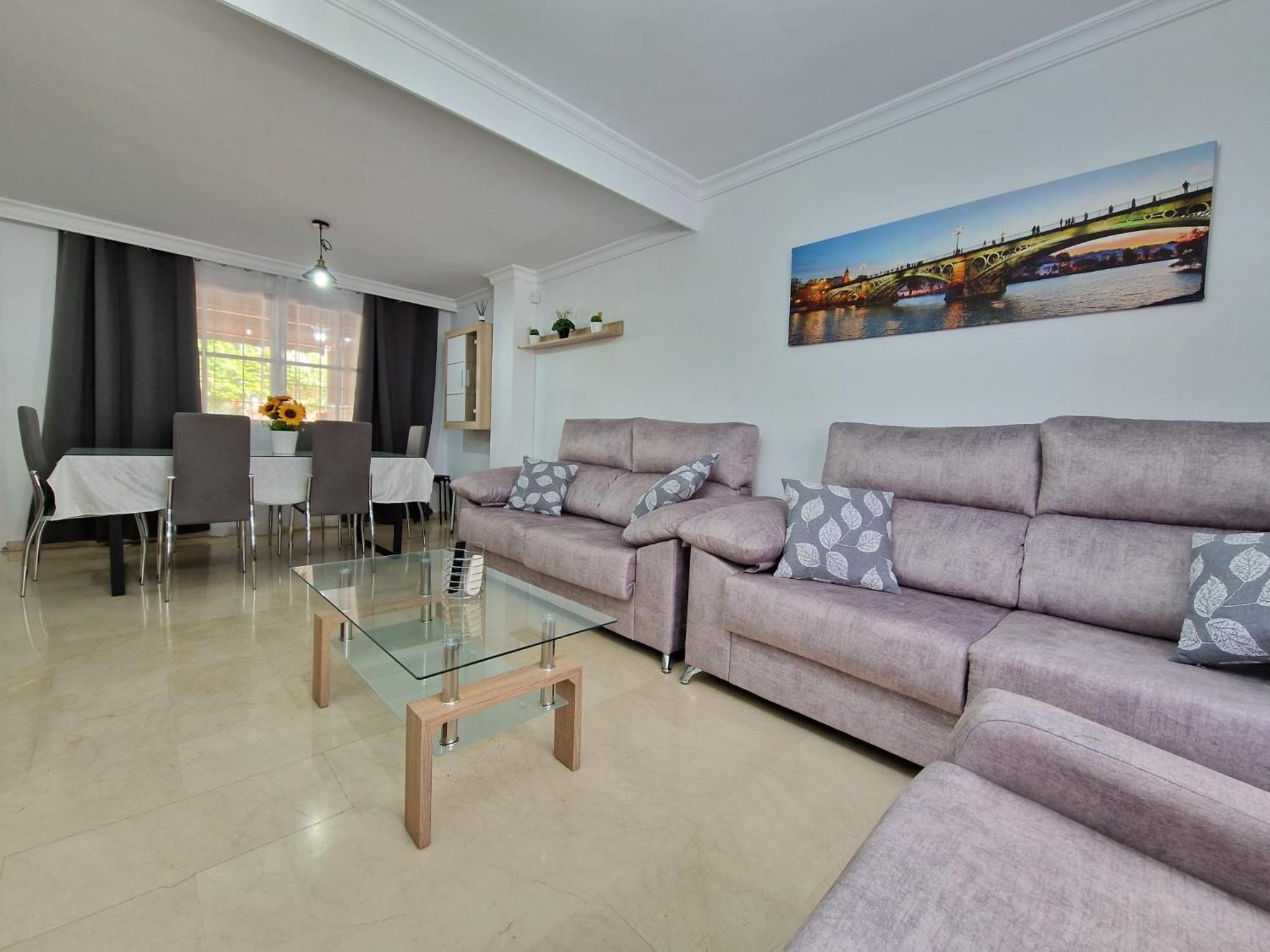 Espectacular Casa 5 Fibes Palacio Congresos Con Parking Holiday home *