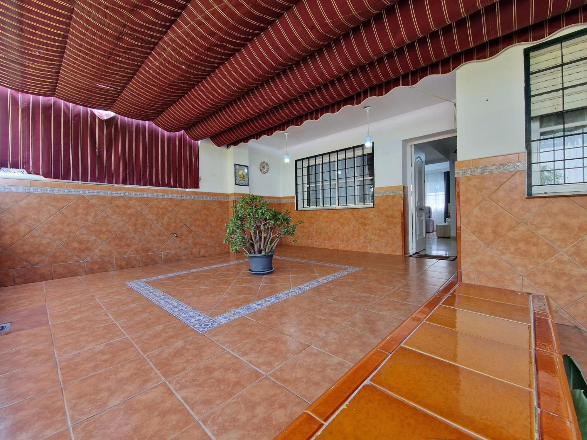 Espectacular Casa 5 Fibes Palacio Congresos Con Parking Holiday home *
