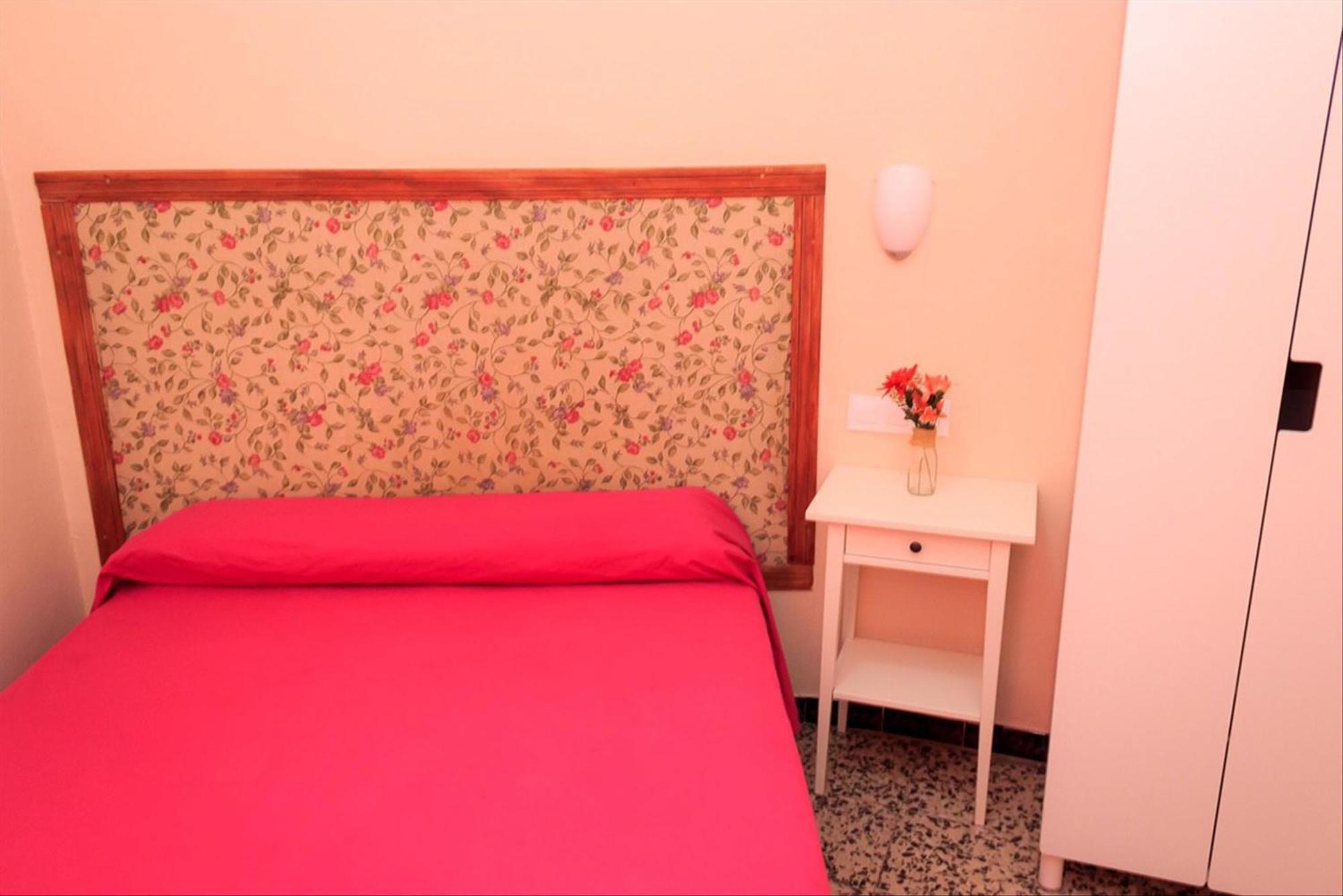 Guest house Azahar 2*