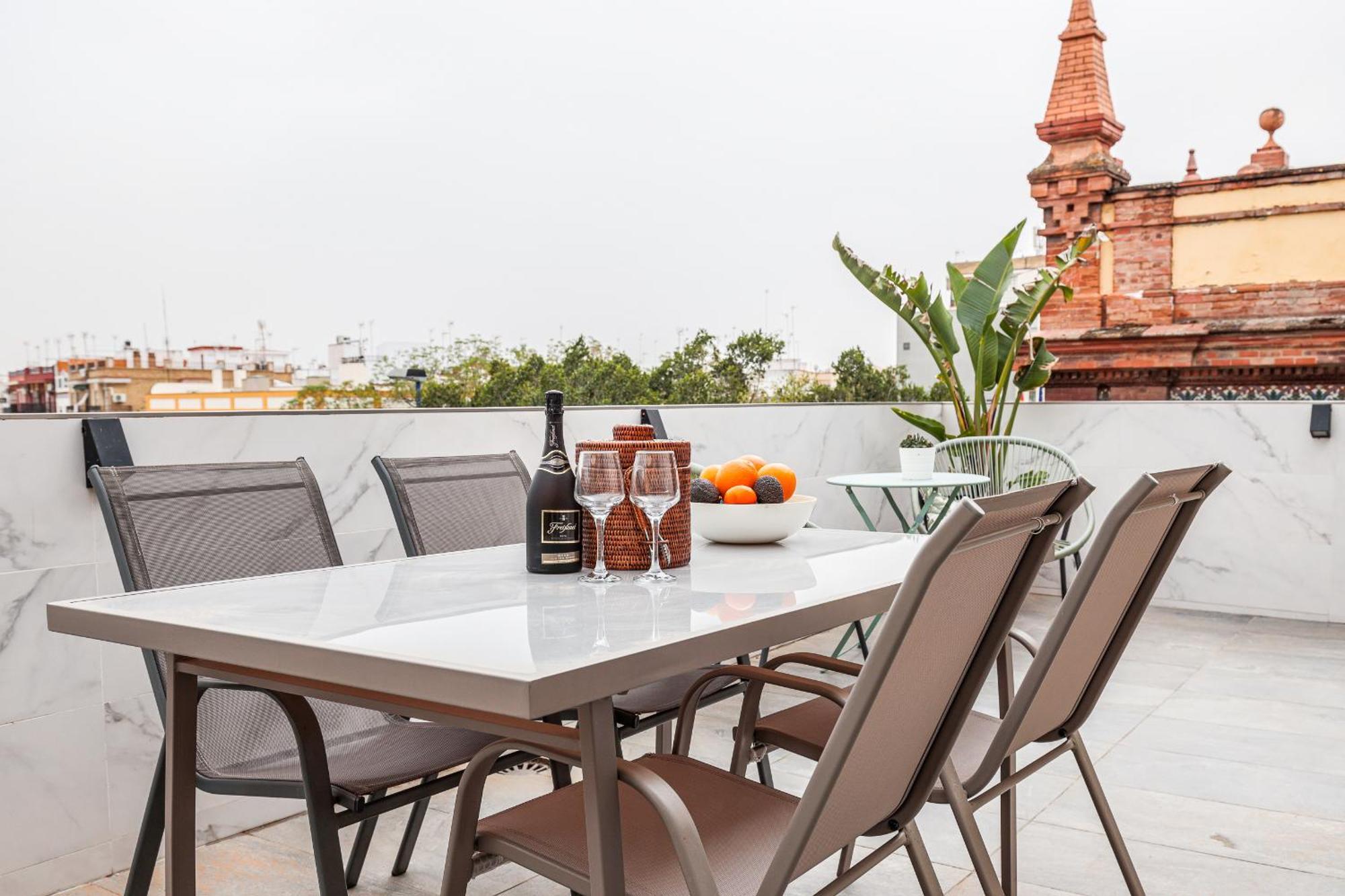 Apartamento Fantastico Atico 2 Hab Gran Terraza Sevilla/triana *