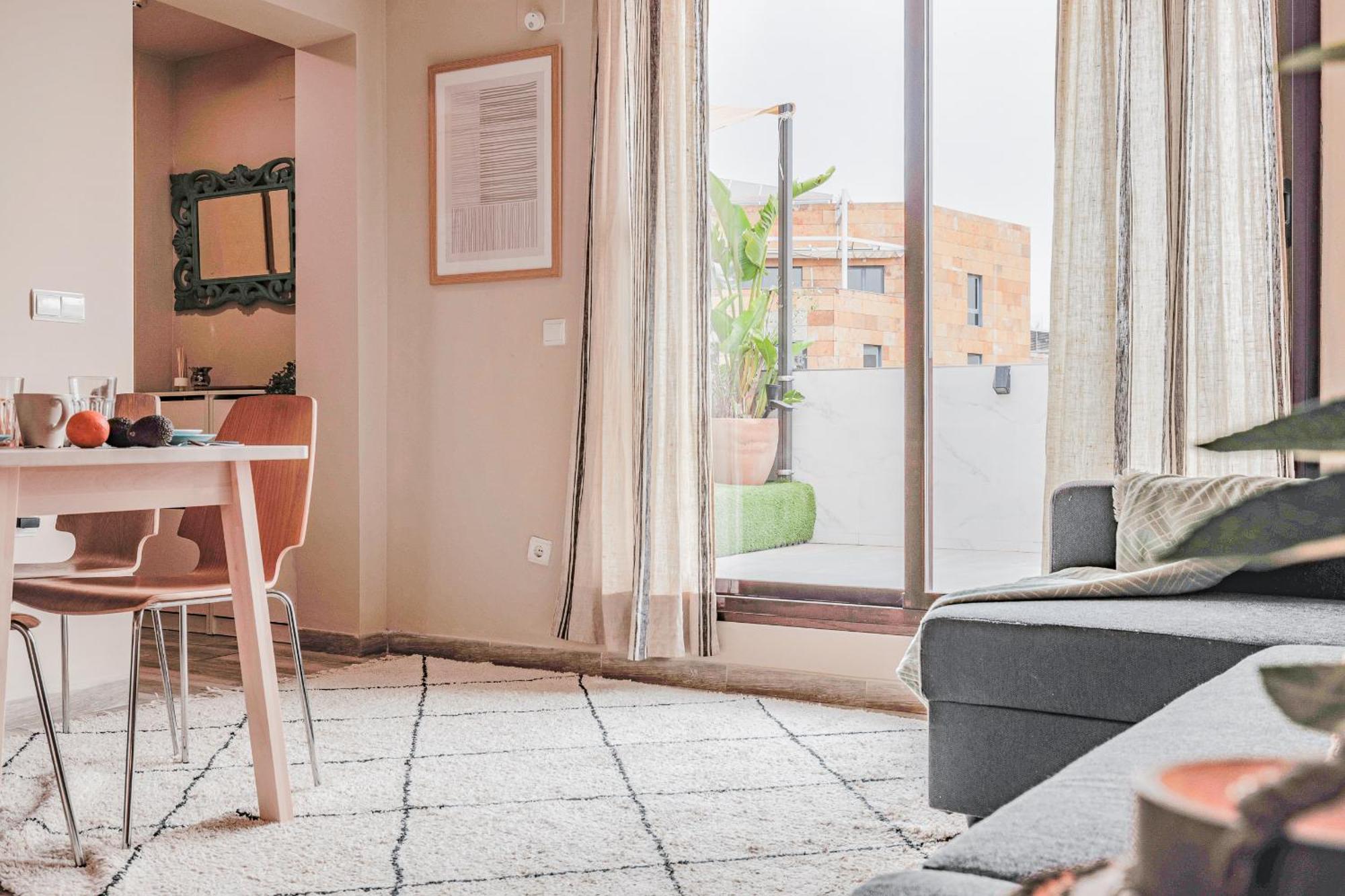 Apartamento Fantastico Atico 2 Hab Gran Terraza Sevilla/triana
