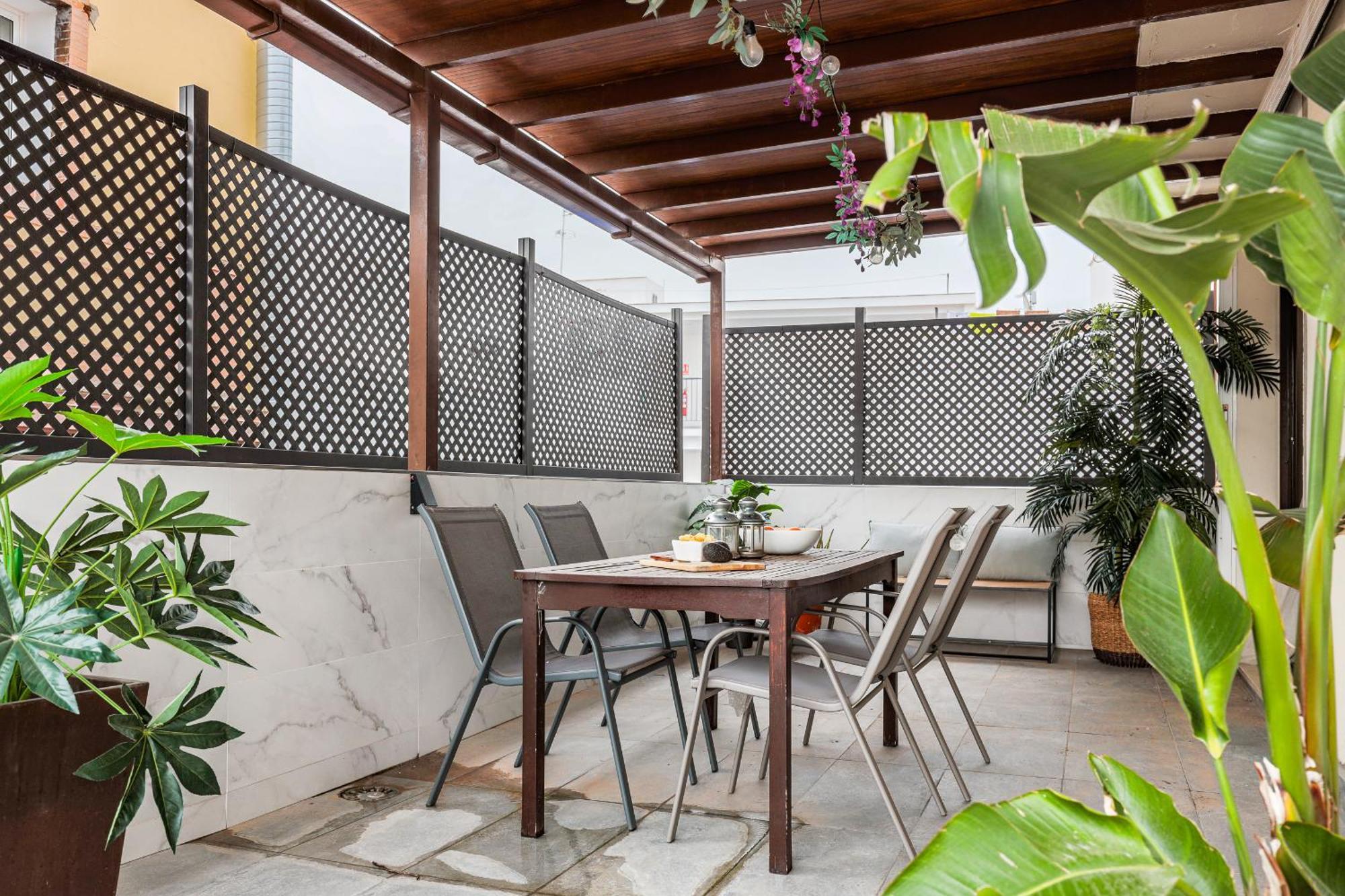 Apartamento Fantastico Atico 2 Hab Gran Terraza Sevilla/triana *