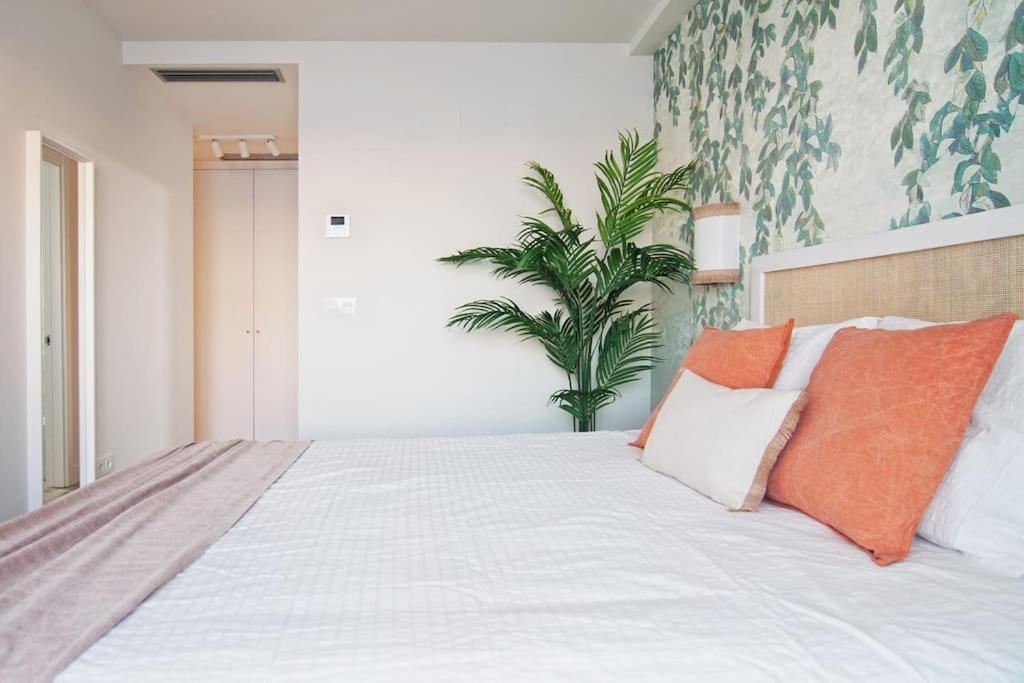 Live Like A Local In Contemporary Duplex Apartment