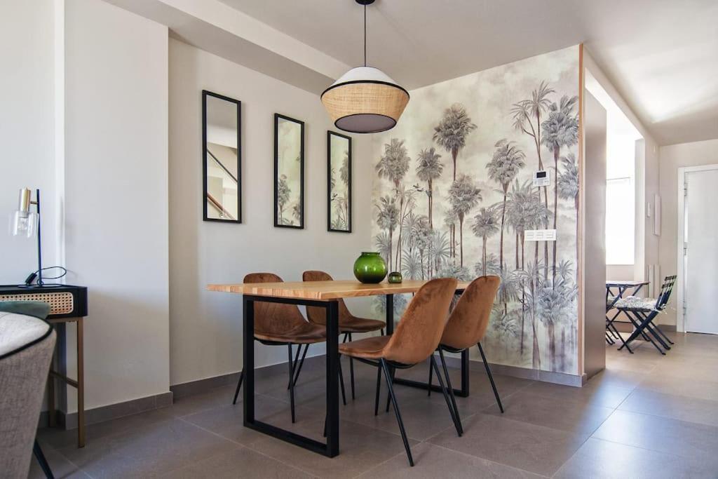 Apartment Live Like A Local In Contemporary Duplex Seville