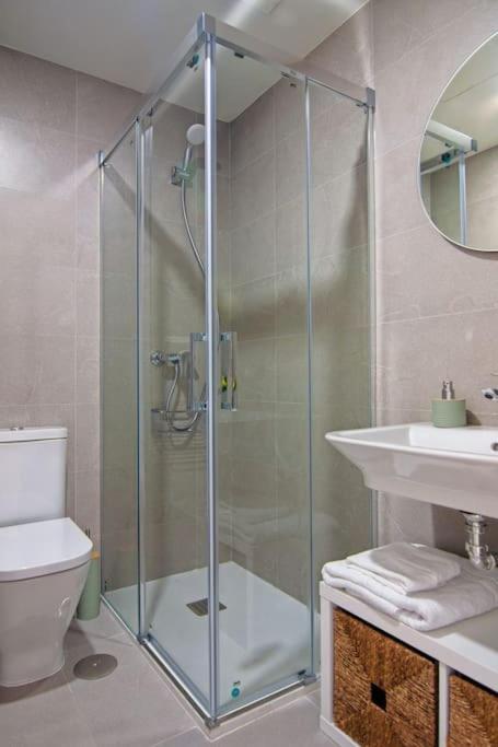 Apartment Live Like A Local In Contemporary Duplex Seville