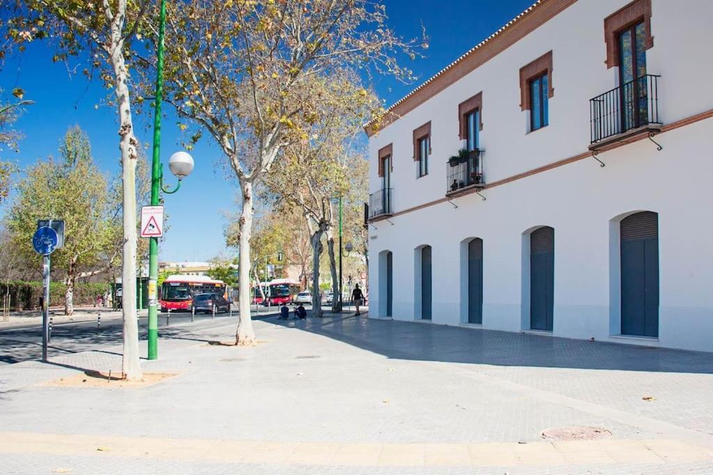 Live Like A Local In Contemporary Duplex * Seville