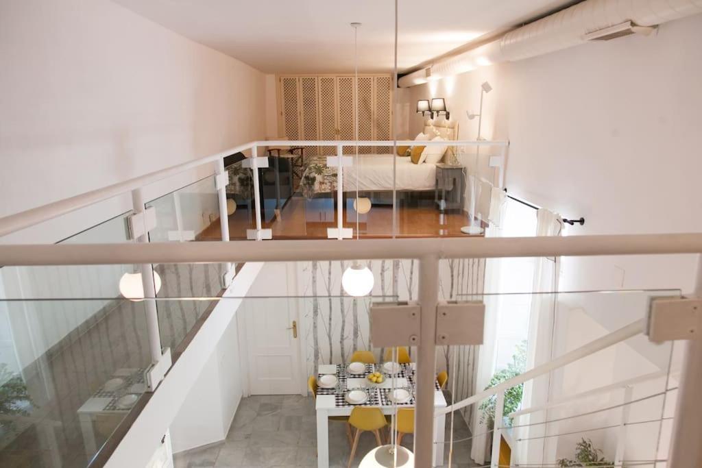Idyllic & Loveliest With Patio.private Parking Seville