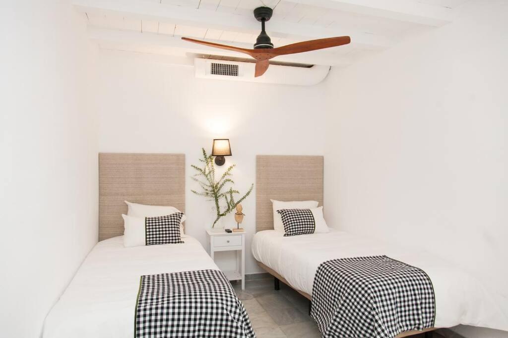 Idyllic & Loveliest With Patio.private Parking Apartment *