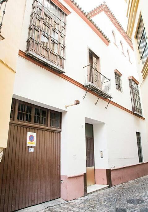 Apartment Idyllic & Loveliest With Patio.private Parking Seville