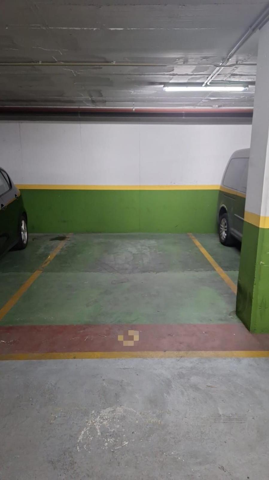Piso Con Patio Privado Y Parking Nervion Apartment Seville