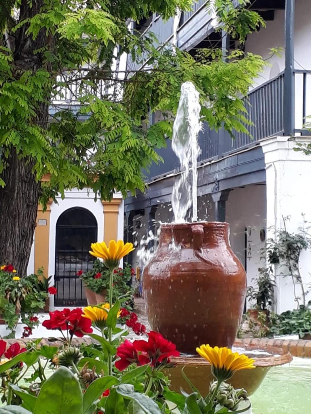 Andalusian Courtyard Apartment Seville