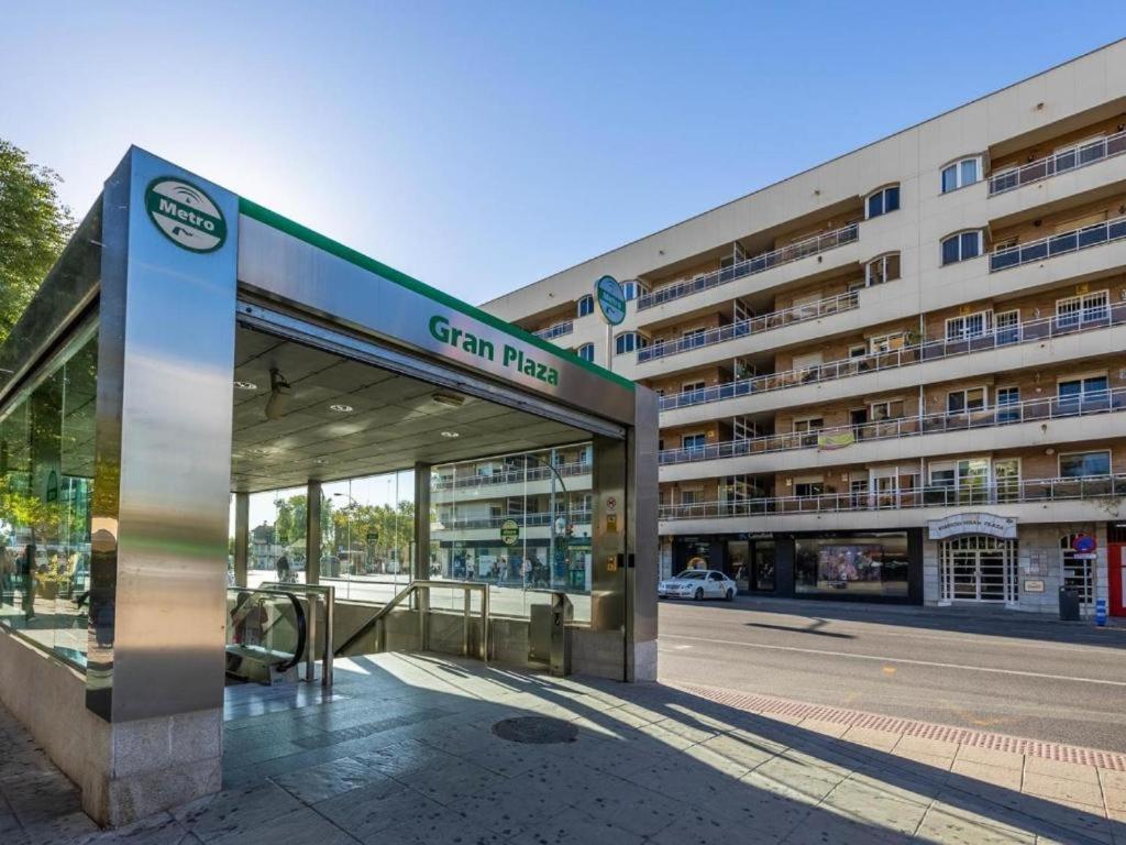 Piso Con Patio Privado Y Parking Nervion *