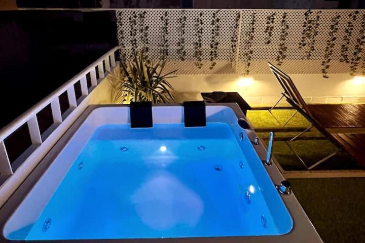 Apartment Atico Duplex Centro Con Jacuzzi Y Terraza Privada