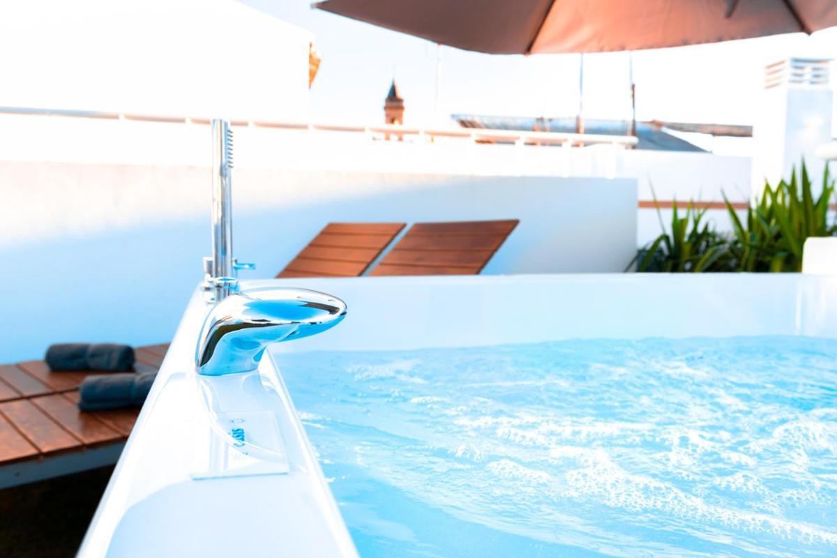 Atico Duplex Centro Con Jacuzzi Y Terraza Privada