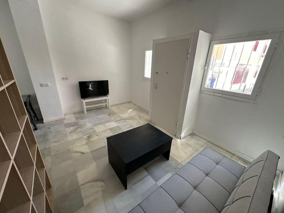 Apartment Escala 2 En *