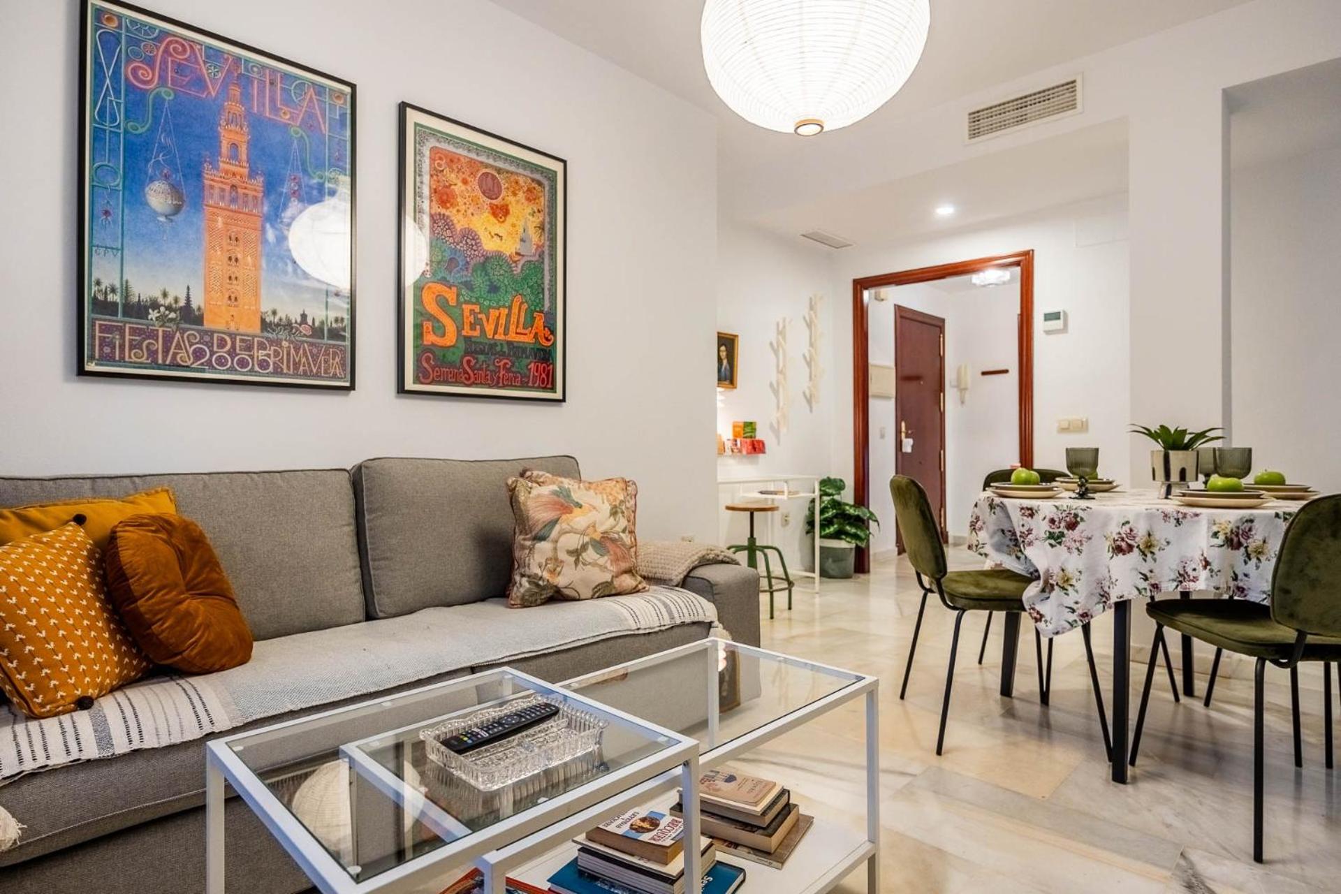 Apartment Piso Con Patio Privado Y Parking Nervion Seville
